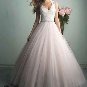 Elegant Wedding Dress